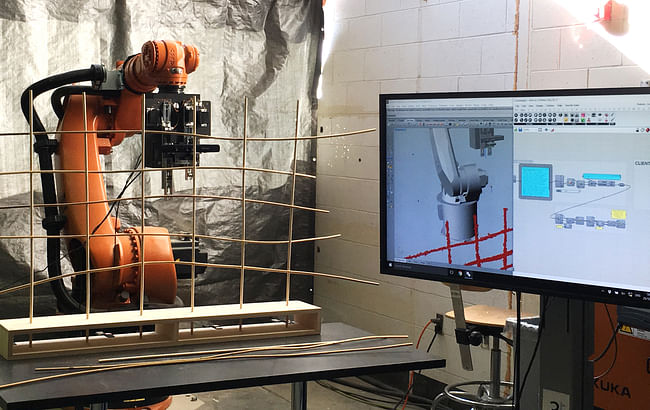 Live streaming the weaving process from the Agent script to the Robot. Picture Credit: Aneri Mehta
