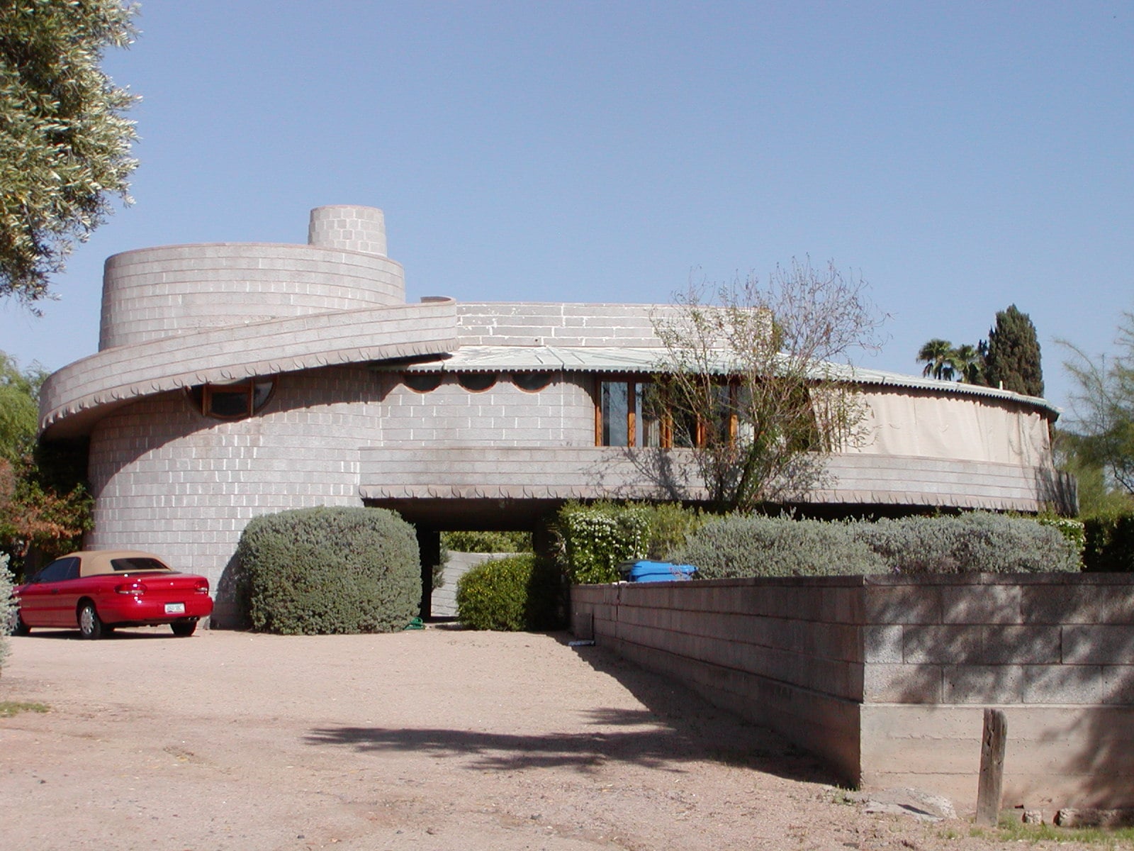 A Spiralling Frank Lloyd Wright house in Phoenix has been donated to ...