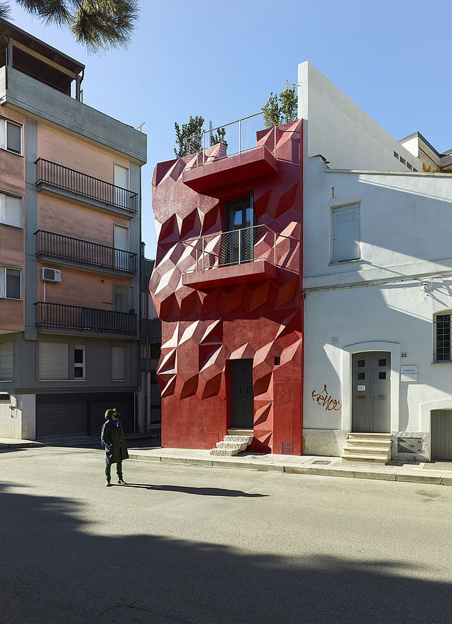 Gentle Genius in Altamura, Italy by GG-loop; Photo: Michael Sieber