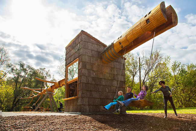 The large swing is fun for children and grown-ups alike. Courtesy VIMA.
