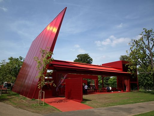 The 2010 Serpentine Pavilion by Jean Nouvel. Image via wikipedia.org
