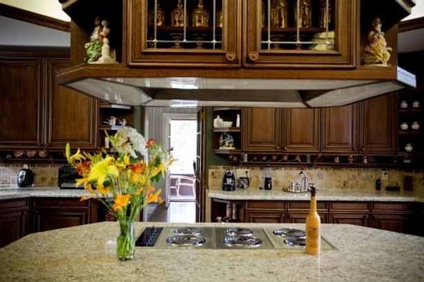 The kitchen island (48 x 96) - kitchen cabinets by 