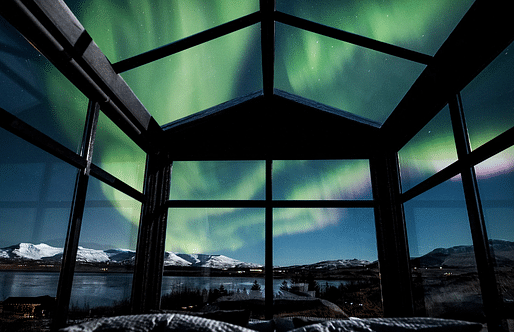 ​Panorama Glass Lodge located in Hvalfjörðu, Iceland. Image: Panorama Glass Lodge.