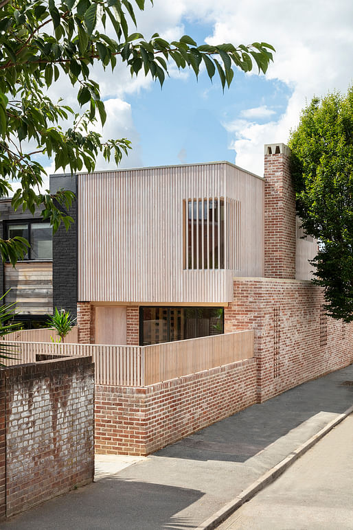 Leyton House by McMahon Architecture Ltd. Image: Fernando Manoso.