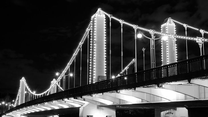 Chelsea Bridge, London. Architect: G. Topham Forrest and E. P. Wheeler. © Edward Neumann / EMCN