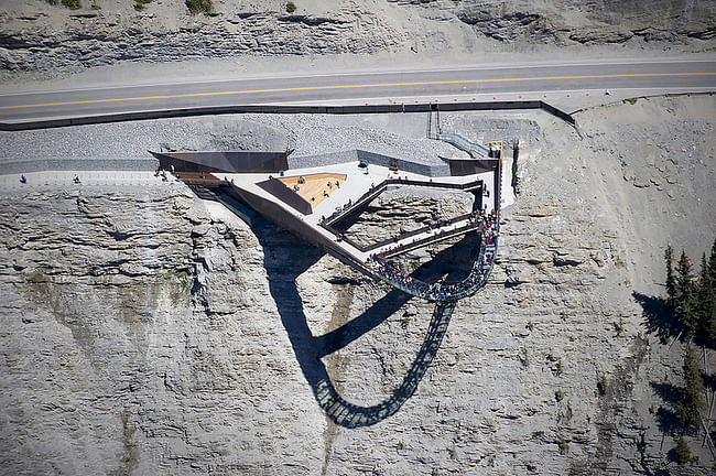 Governor General's Medalist: Glacier Skywalk (Jasper, AB): Sturgess Architecture. Photo: Brewster Travel Canada.