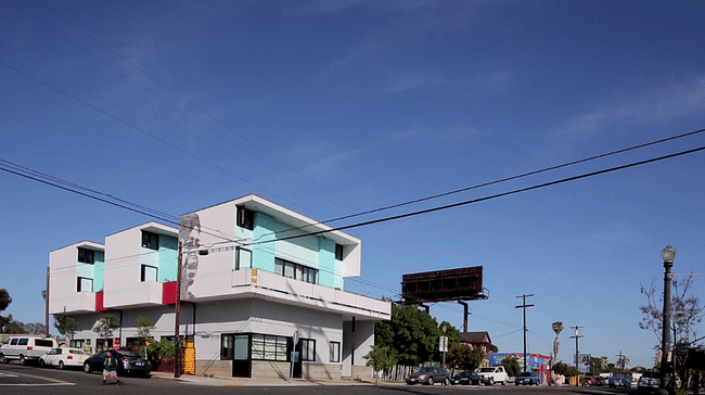 De-Arc's La Esquina. Screenshot from Breadtruck Films.