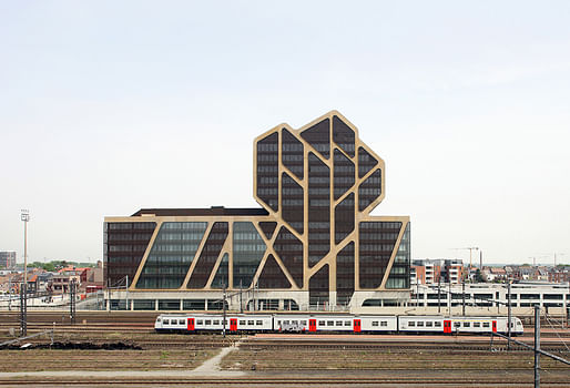 Completed: the Court of Justice building in Hasselt, Belgium by J. MAYER H. Architects, a2o-architecten and Lensºass architecten. Photo: Filip Dujardin