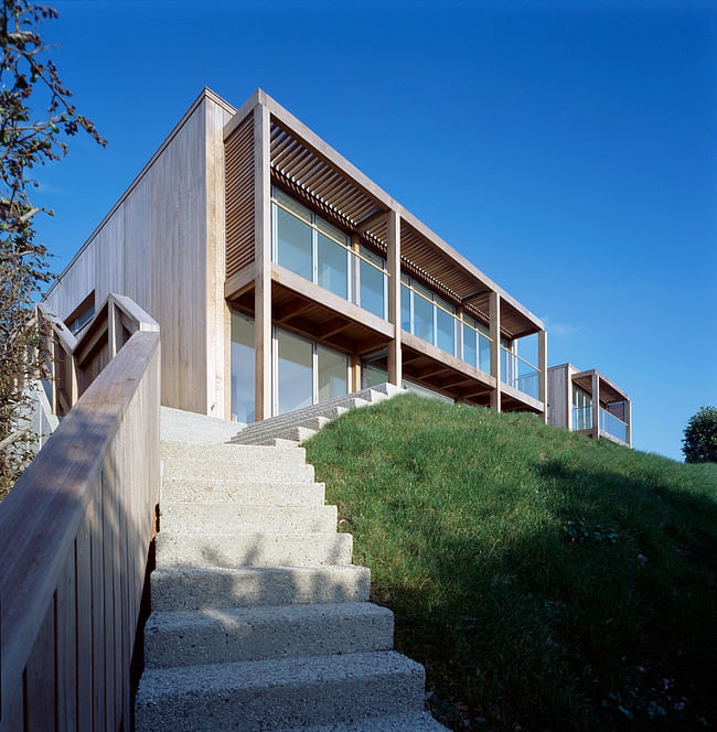 Two Passive Solar Gain Houses by Simon Conder Associates (Photo: Paul Smoothy)