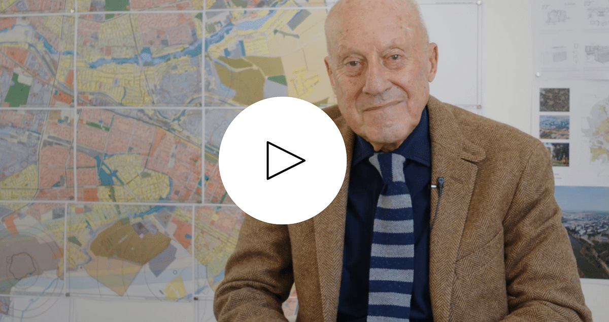 Norman Foster personally invites participants to join the Kharkiv Housing Challenge [Sponsored]