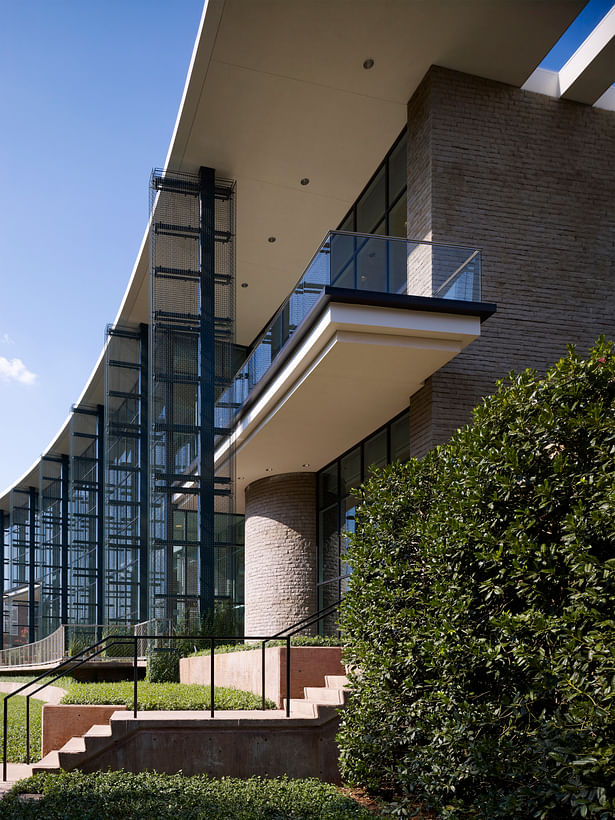 West elevation/detail of 2nd floor balcony. Notice green screen clad columns for Coloratus.