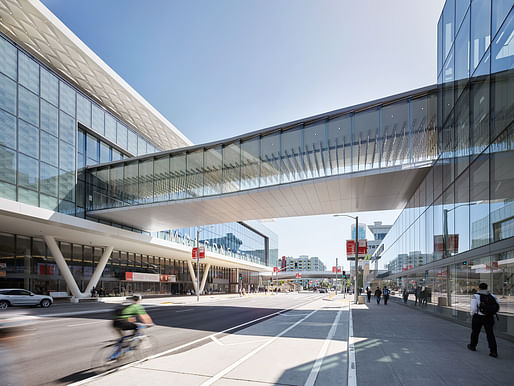 Sculpture/Art Installation/Non-building Structure - National Award: Moscone Center Expansion - Pedestrian Bridges, San Francisco, CA. Structural Engineers: SOM; SOHA Engineers, San Francisco, CA; Tipping Structural Engineers, Berkeley, CA. Architect: Skidmore, Owings, and Merrill LLP (SOM), San...