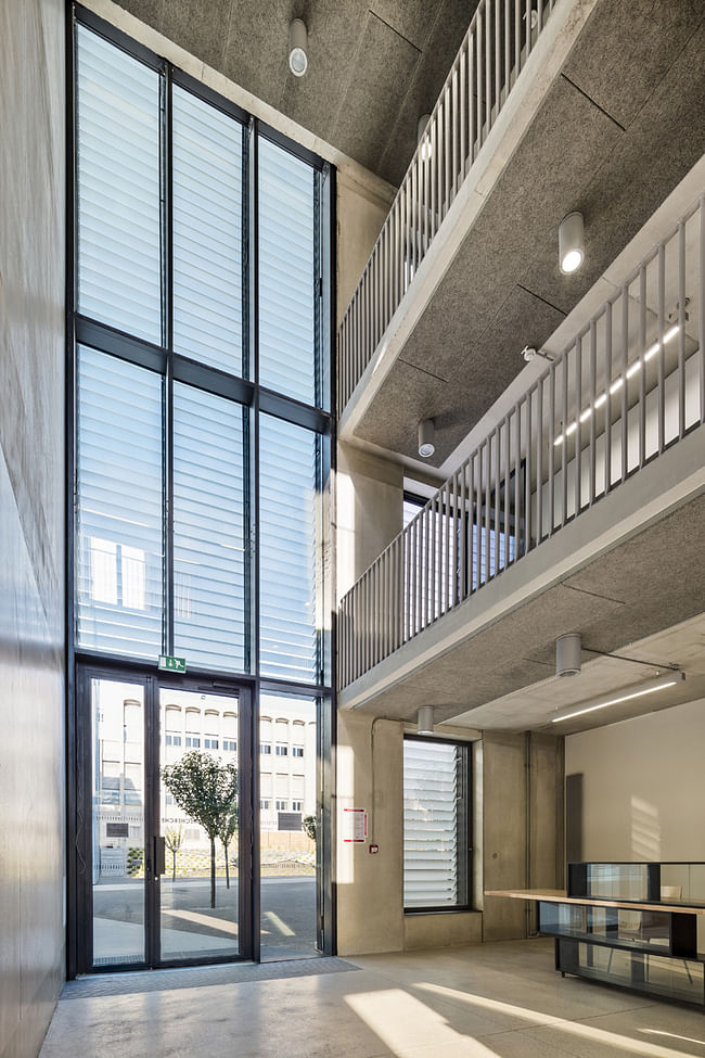 University Extension in Aix-en-Provence, France by DFA | Dietmar Feichtinger Architectes