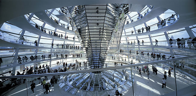 Foster + Partners, Reichstag, New German Parliament, 1992-1999, Berlin. Photo: Rudi Meisel.
