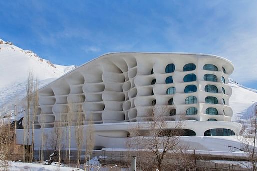 Iranian ski resort by RYRA Studio. Image: Twitter