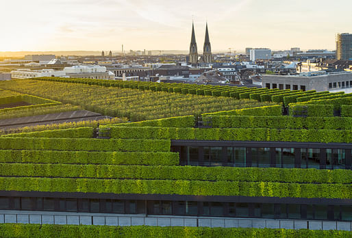 Kö-Bogen II by Ingenhoven Architects, Düsseldorf, Germany, 2020. Photo: Hans-Georg Esch.