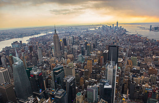 The airspace over Manhattan is getting increasingly crowded. Photo: Anthony Quintano/Wikipedia