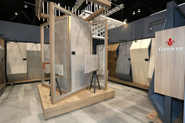 Stand Coleccion Nuevo Leon - Local 10 Arquitectura