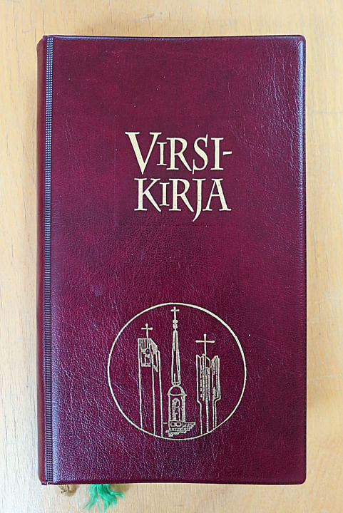 Total work of art. A custom hymn book for the Vuoksenniska Church (Church of 3 Crosses), Vuoksenniska, Finland 1958