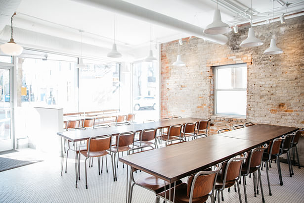 Spencer dining area. Synecdoche Design (photo by Cat Buswell)