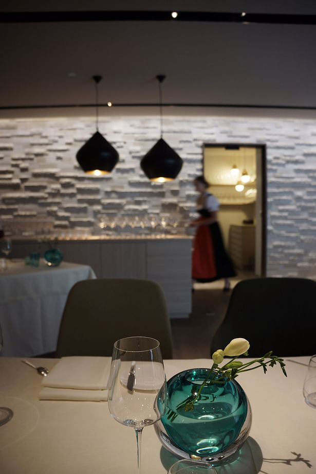 Experimenting with new and existing materials, heavy and light decor elements offered us the possibility to create a restaurant that plays with it's traditional surroundings.