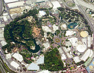 Keeping the Disneyland magic alive, by limiting neighbors' building heights