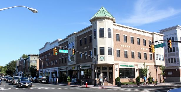 COMMERCIAL BUILDING AT MAIN STREET INTERSECTION