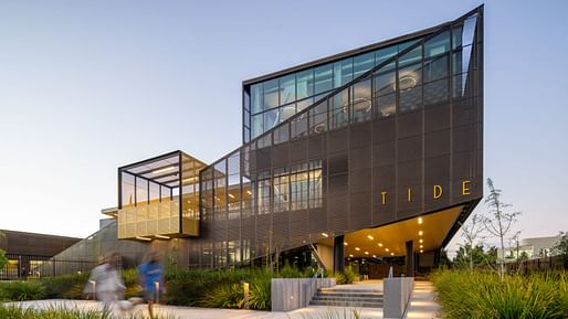 TIDE Academy in Menlo Park, CA by LPA Design Studios. Photo: Jason O’Rear. Image courtesy AIA. 