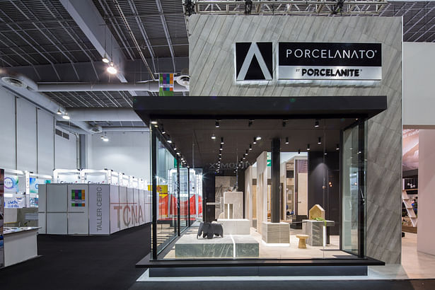 Stand Aparadores - Local 10 Arquitectura