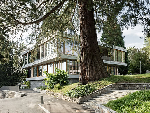 Felsberg School Expansion. Architect: Menzi Bürgler Architekten. Location: Zürich, Switzerland. Photo: Beat Bühler.