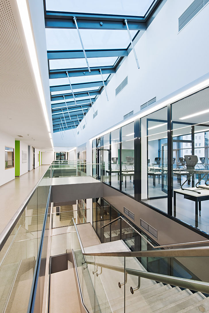 Hallway, third floor (Photo: Hertha Hurnaus)