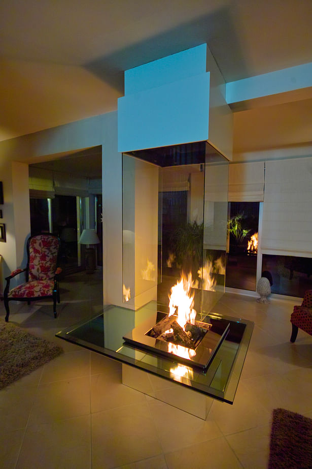 Bloch Design fireplace 6
