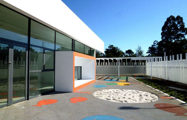 Nursery School in Curtis, A Coruña (Spain) NAOS ARCHITECTURE