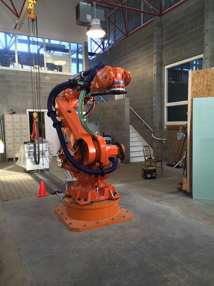 New ABB Robot installed in the Research + Demonstration Facility to facilitate digital and rapid prototyping.