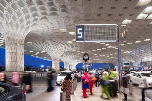 Chhatrapati Shivaji International Airport Terminal 2, Mumbai, India | Skidmore, Owings & Merrill. Photo © SOM / Lucas Blair Simpson.