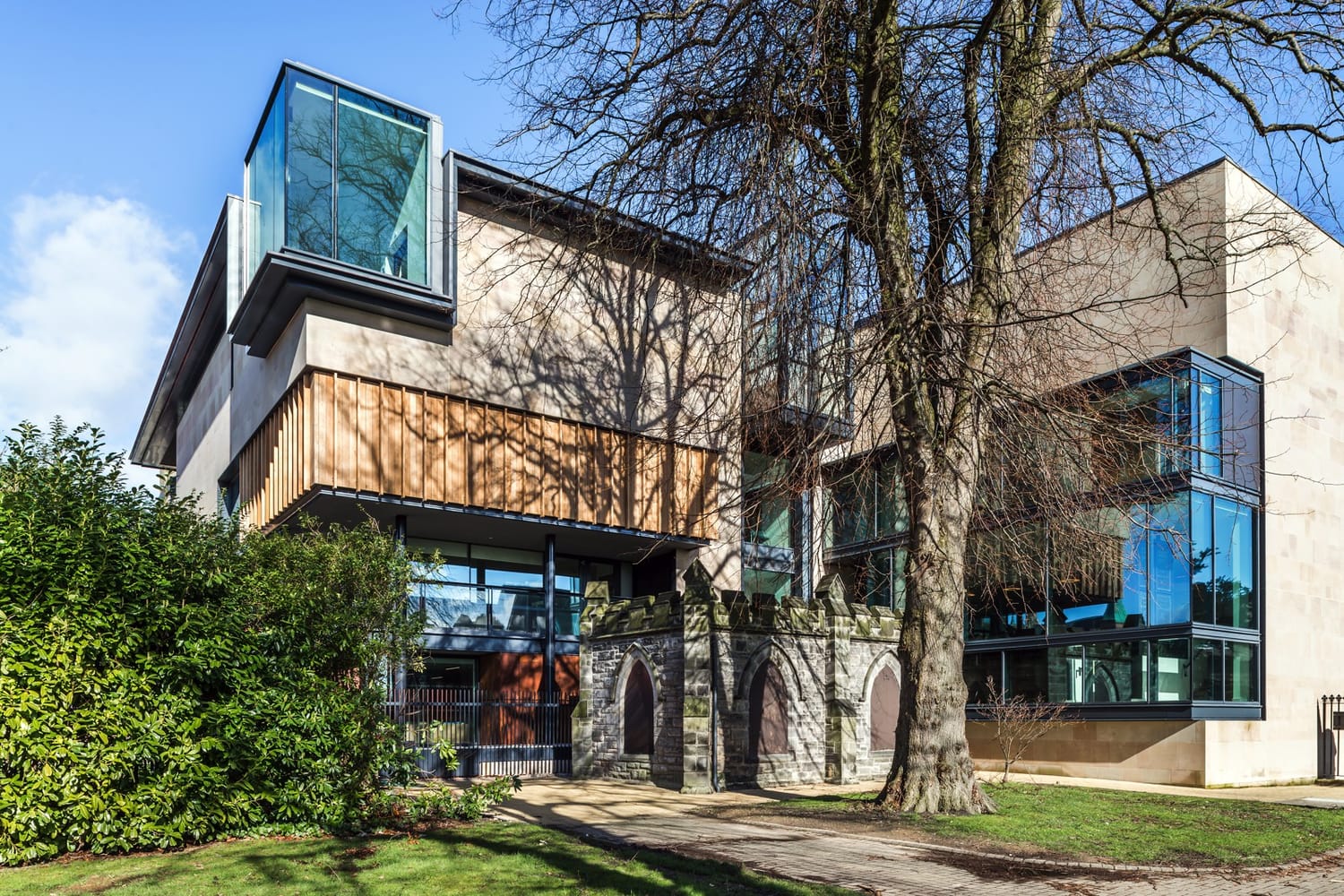 Step inside Scotland's new Dunfermline Carnegie Library & Galleries ...