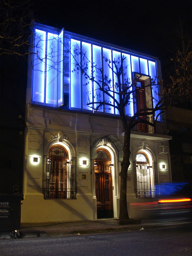 Art Gallery Objeto A in Buenos Aires, Argentina by Hitzig Militello arquitectos; Photo: Federico Kulekdjian