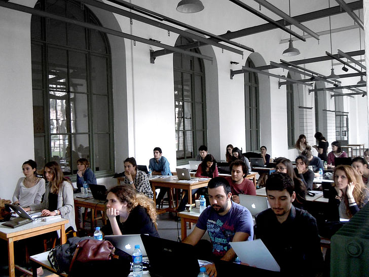 Processing tutorials during AA Istanbul 2013. Photo: Elif Erdine