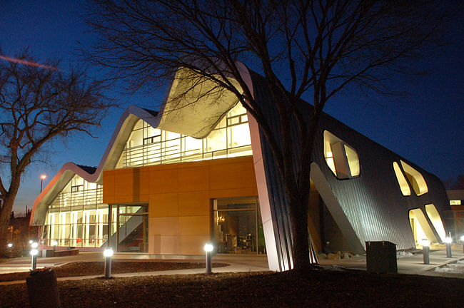Shortlisted: Jasper Place Library, Edmonton, Canada; Photo: Stephan Pasche