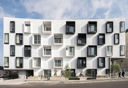 DESIGN AWARD - HONOR: Lorcan O'Herlihy Architects, Mariposa1038, Los Angeles, CA. Photo: Paul Vu.