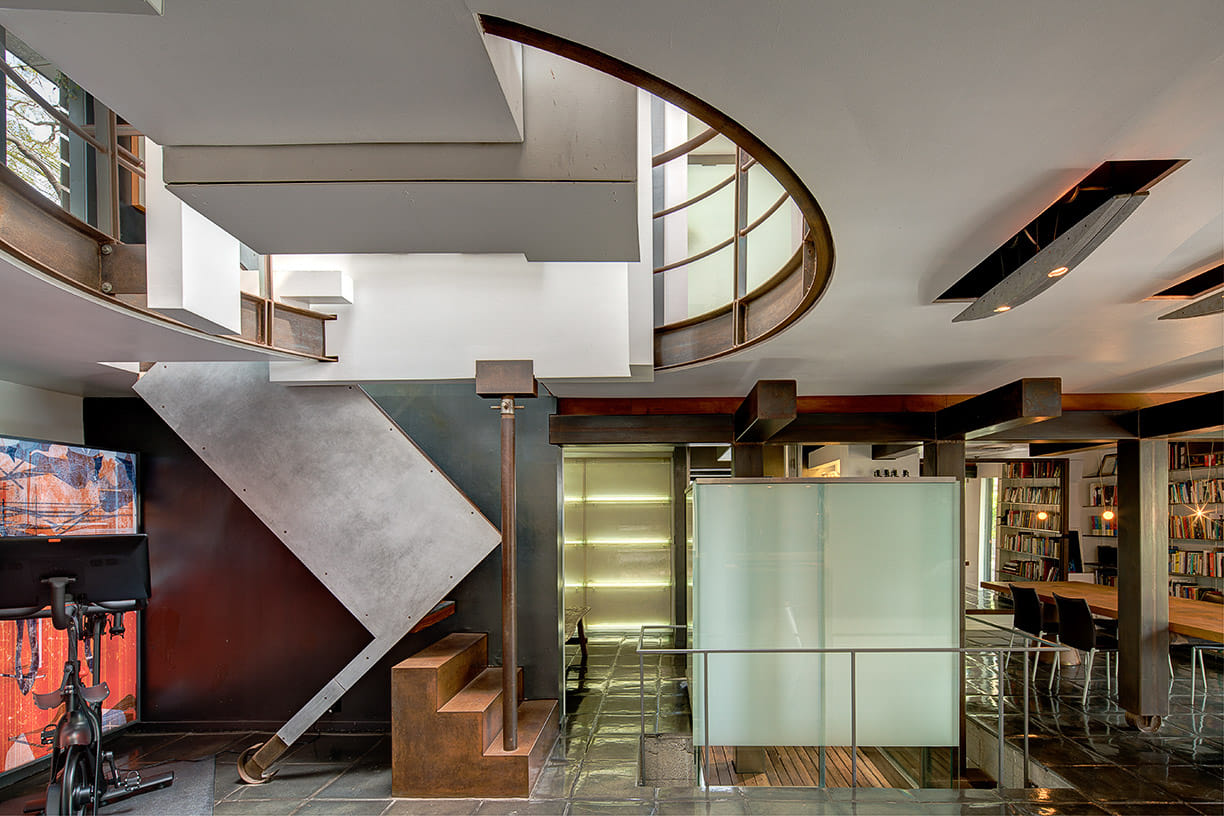 Want to live in Thom Mayne's iconic Sixth Street House? | News