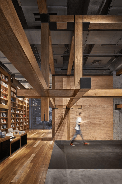 Merit Award for Open International | Interior Architecture winner Zhang Yuxing and Han Jing, Intl. Assoc. AIA of ARCity Office for Yishan Pinnacle Flagship Store in Shenzhen, China. Image: ARCity Office & Bai Yu