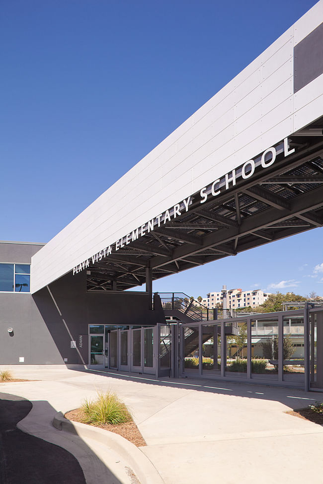 City of Los Angeles Green Building Award: Playa Vista Elementary School (Photo: Edmund Barr), Design/Executive Architecture Firm: Osborn Architects 