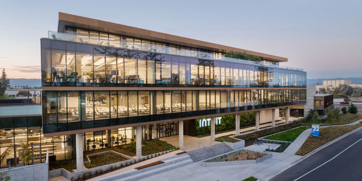 ​Intuit Bayshore Building (MTV-22)(Mountain View, California), Designed by WRNS Studio (Site Planning + Architecture), and Clive Wilkinson Architects (Interior Design). Photographer: Jason O’Rear