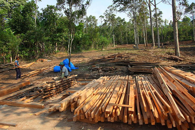 On-site prefabrication (Photo: Zifeng Wei)