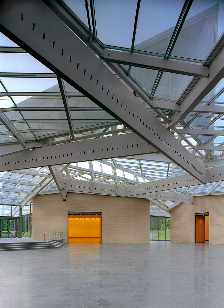 The Nasher Museum of Art at Duke University, Architect: Rafael Viñoly Architects, P.C. © Brad Feinknopf