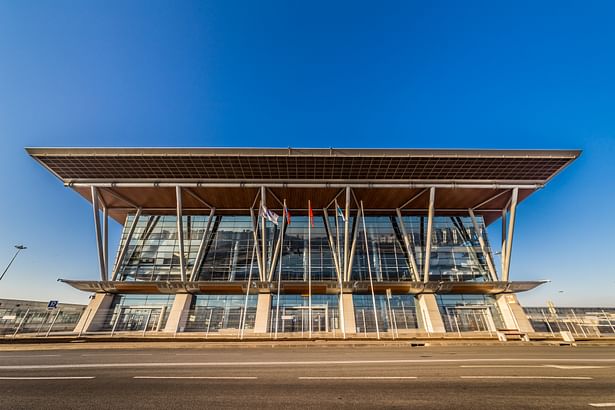 Terminal Facades