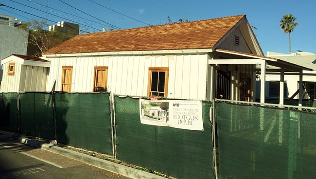 The Shotgun House in a more dilapidated state. Credit: Santa Monica Conservancy