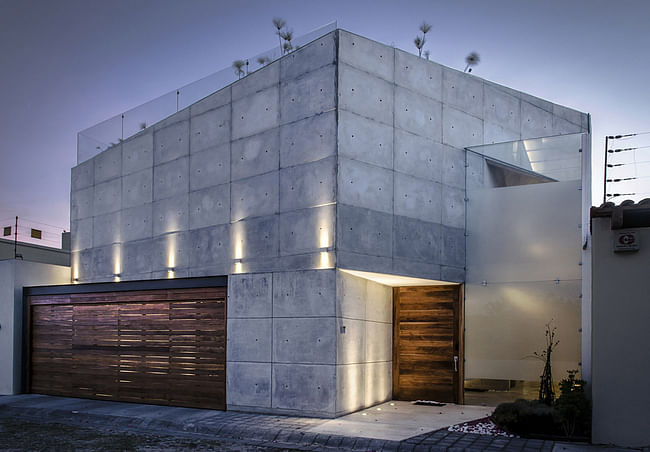 Xafix House in Aguascalientes, Mexico by Luis Morán in collaboration with Arkylab