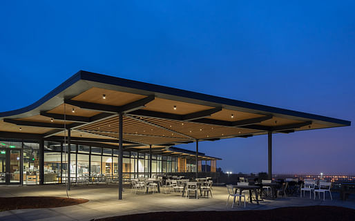Sonoma Academy’s Janet Durgin Guild & Commons; Santa Rosa, California | WRNS Studio. Photo: Celso Rojas.